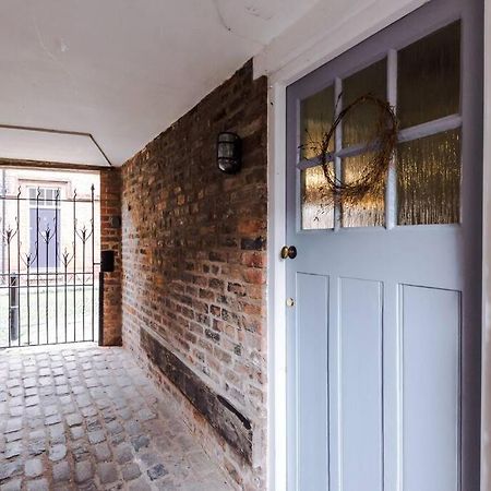 Rustic Chester Cottage Near Shops & Terrace Экстерьер фото